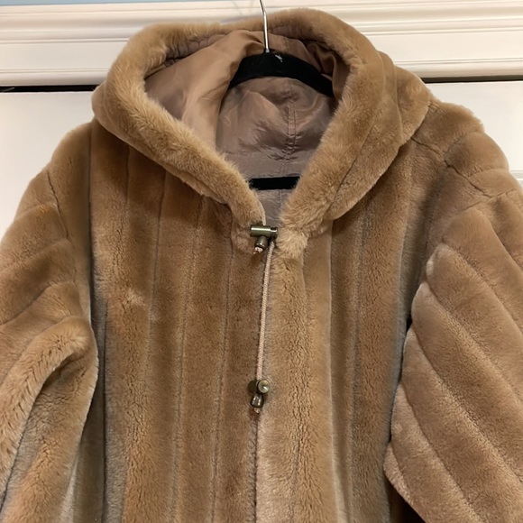 Komitor women’s reversible hooded faux fur jacket 2X - Picture 3 of 12